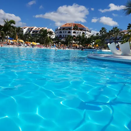 Apartmán No 2 Close To Sea And Beach With Heated Pool, Wifi, Balcony With Seaview