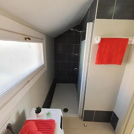 No 2 Close To Sea And Beach With Heated Pool, Wifi, Balcony With Seaview Arona (Tenerife)