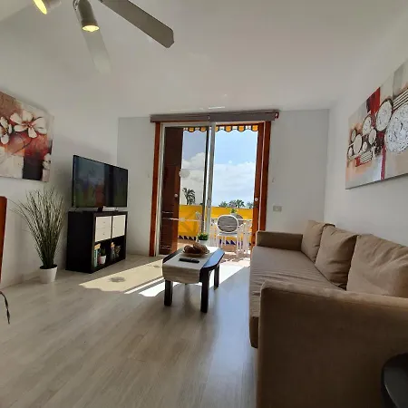 Apartmán No 2 Close To Sea And Beach With Heated Pool, Wifi, Balcony With Seaview *