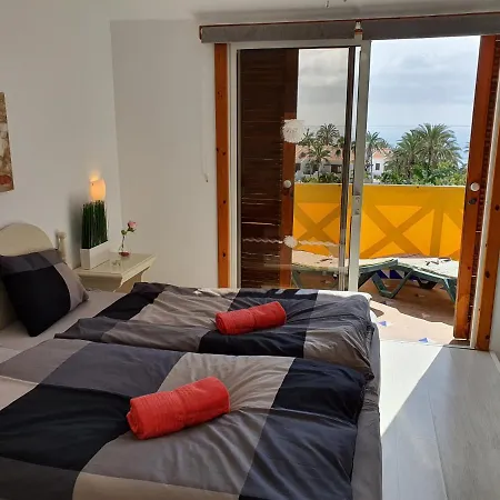 Apartmán No 2 Close To Sea And Beach With Heated Pool, Wifi, Balcony With Seaview