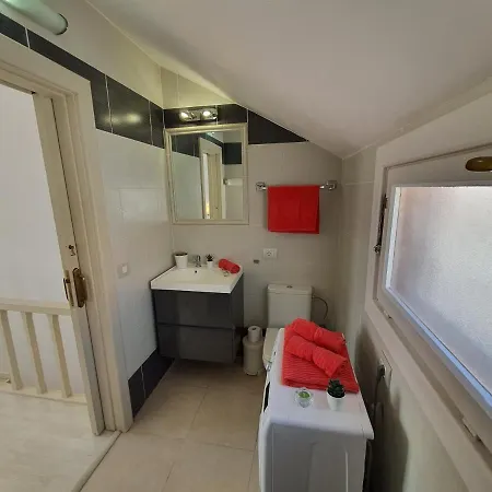 No 2 Close To Sea And Beach With Heated Pool, Wifi, Balcony With Seaview * Arona (Tenerife)